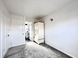 Bedroom- click for photo gallery